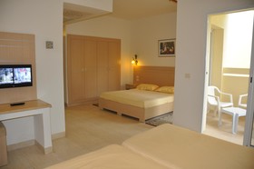 Omar Khayam Hotel