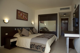 Dar Khayam Hotel