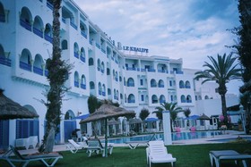 Le Khalife