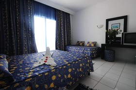 Cyclamens Mechmoum Hotel