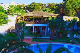 Hello Yasmine Hotel
