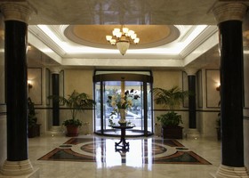 Les Oliviers Palace