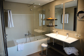 Samarons Hotels