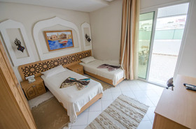 Saheb Ettabaa Hotel