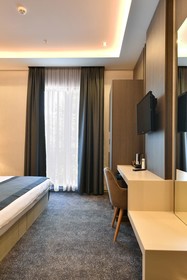 D'Lux Boutique Hotel