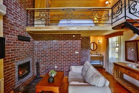 Tranquilla River Lodge