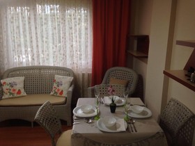 Nazli Apartment