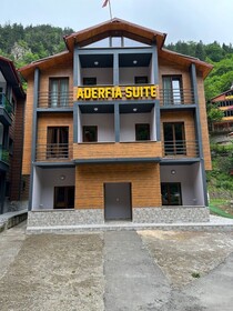 Aderfia Suite Hotel