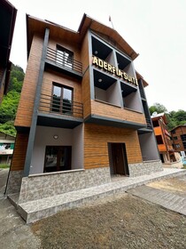 Aderfia Suite Hotel