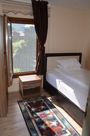 Tapanoz Villa