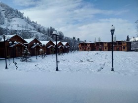 Teona Caglayan Bungalov