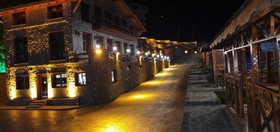 Teona Caglayan Bungalov