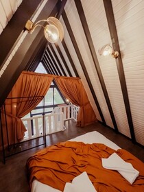 Pop Suit Bungalow