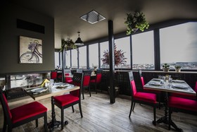 Rivada Otel