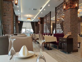 El Garden Hotel & Residence