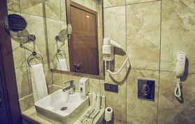 El Garden Hotel & Residence