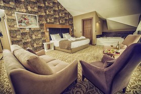 El Garden Hotel & Residence