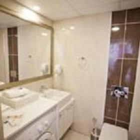 La Flora House Hotel