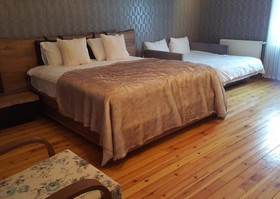 Abant Bahçeli Kösk