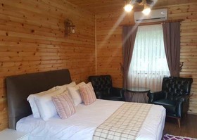 Abant Bahçeli Kösk