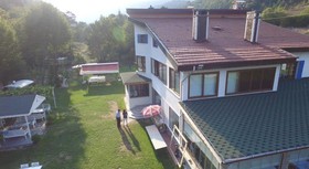 Abant Bahçeli Kösk