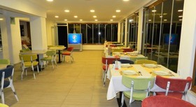 Abant Bahçeli Kösk