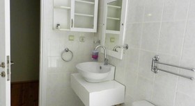 Abant Bahçeli Kösk