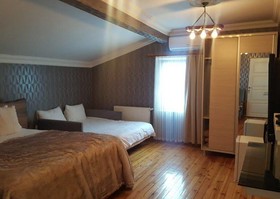 Abant Bahçeli Kösk