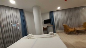 Bois Hotel & Cafe & Restaurant