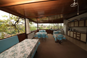Efe Guest House