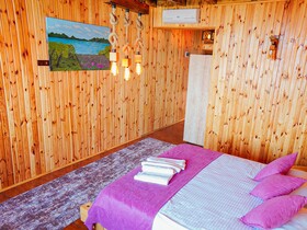 Menzara Hotel & Restaurant