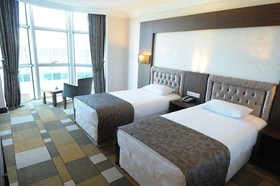 Grand De Luxe Amisos Hotel