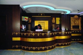 Grand De Luxe Amisos Hotel