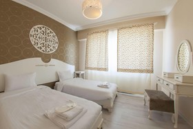 Room Room Boutique Hotel