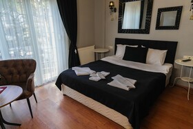 Butterfly Boutique Hotel Agva