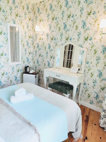 Lotus Restaurant & Home