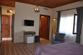 Tarihi Kumbaba Otel