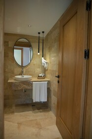 Villaqua Boutique Hotel