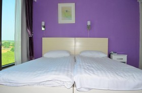 Violet Park Hotel