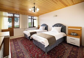 Avulot Otel
