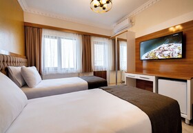 Avulot Otel