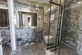 Andalouse Elegante Suite Hotel