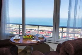 Andalouse Elegante Suite Hotel