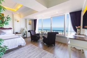 Andalouse Elegante Suite Hotel