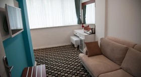 Hermias Marin Hotel
