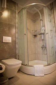 Hermias Marin Hotel