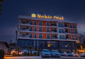 Nehir Otel