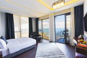 Peerless Villas Hotel