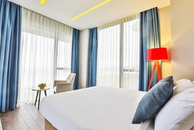 Peerless Villas Hotel