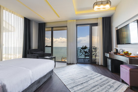 Peerless Villas Hotel